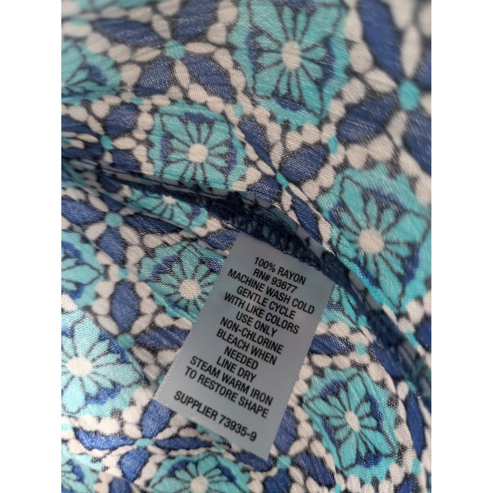Liz Claiborne Button Down Top Women L Blue Geometric Floral V-Neck Short Sleeve - Picture 7 of 9
